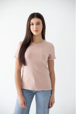 Футболка жіноча